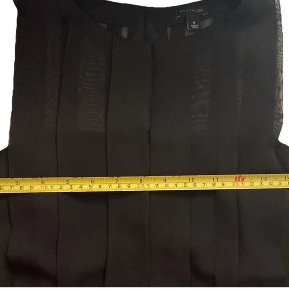 Ann Taylor Black Sleeveless Pleated Dress Lined Little Black Dress - Picture 10 of 10